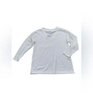 Old Navy NWT Size Medium White Long Sleeve Plush Tee Lightweight Casual Sweater